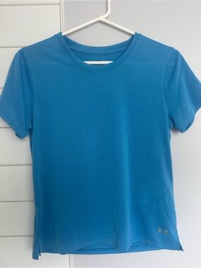 Under Armour Women's Blue Short Sleeve Performance Tee